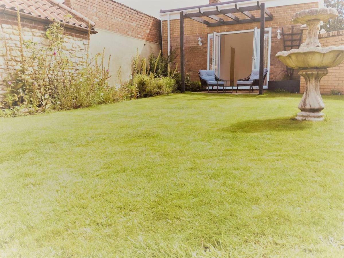 Garden Room Kirton in Lindsey Exterior foto